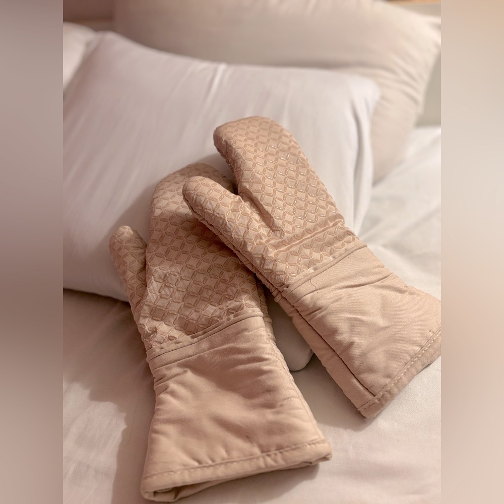 New All-Clad Kitchen Oven Mitt/Gloves